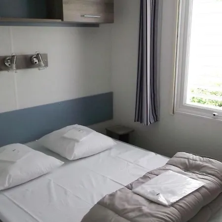 De La Foret Seasonova