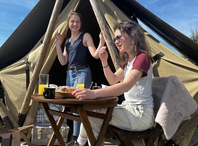 De La Foret Seasonova مكان تخييم 3*